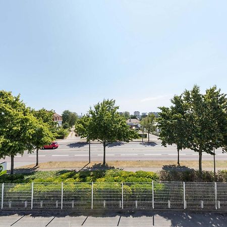 B&B Hotel Rouen Parc Des Expos Zenith Ле-Гран-Кевії Екстер'єр фото